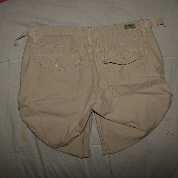Lucky Brand NO 80318 Mid Rise Easy Fit Shorts w30 - Picture 6 of 7